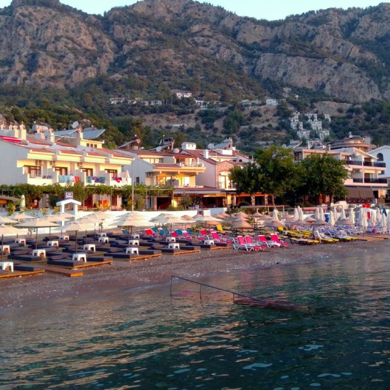 تورونچ lhvتورونچ (Turunç): سواحل بکر و خلوت